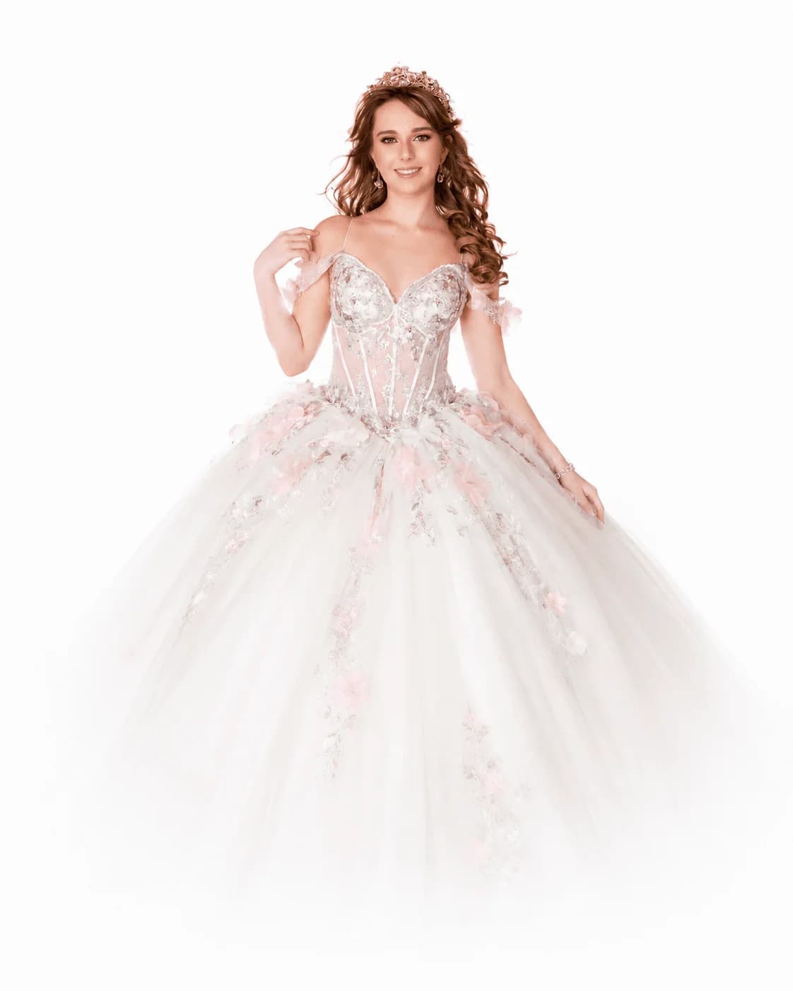 Quinceañera con vestido blanco y detalles rosados para sesión fotográfica profesional en Miami