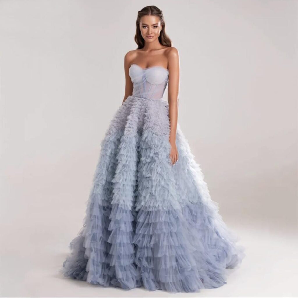 Vestido de 15 años, color verde, estilo sirena — Robi's Photo Studio, Miami